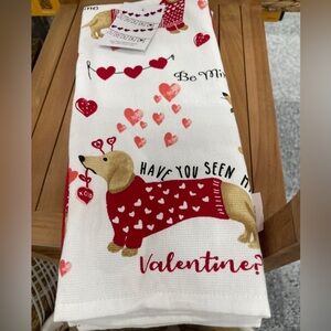 Valentine’s Day Dachshund Love Dogs Red Kitchen Towel set of 3 NWT